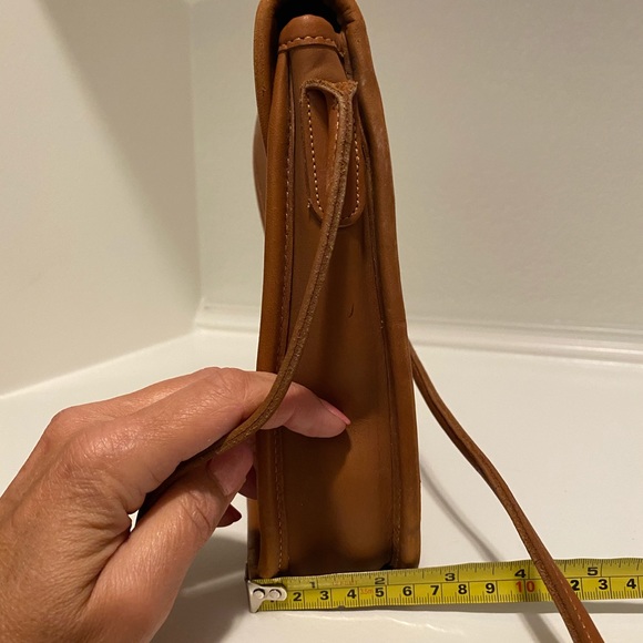 COACH LEATHER SHOULDER BAG BUTTERY TAN LEATHER - Picture 9 of 15